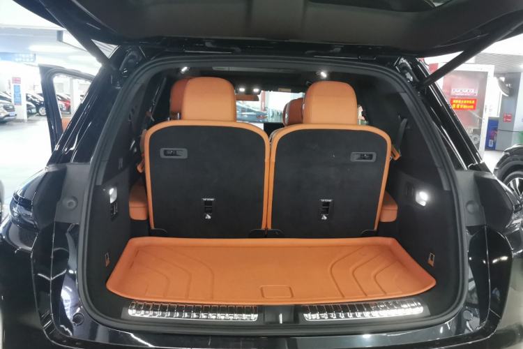 Used Li Auto L8 2024 Ultra Model
