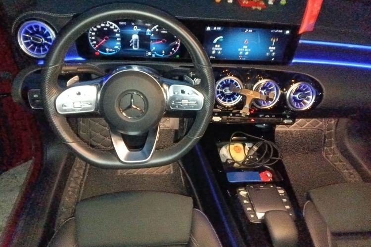 Used Mercedes-Benz A-Class 2022 Restyled A 200 L Sport Sedan Fashion Version
