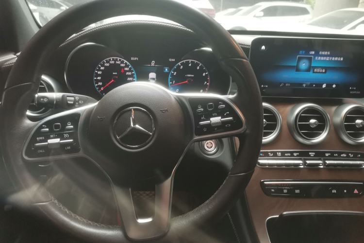 Used Mercedes-Benz GLC 2022 Refreshed GLC 300 L 4MATIC Dynamic Edition Steering Wheel
