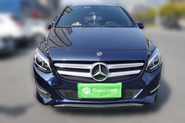 Used Mercedes-Benz B-Class 2017 B 200 Fashion Model Front