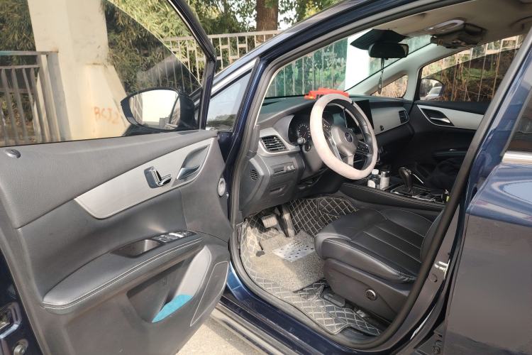 Used BYD Song MAX 2021 Upgraded Model 1.5T Automatic Prestige 6-Seater Driver Seat