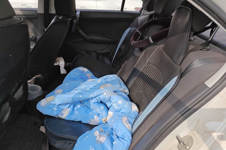 Used Skoda Rapid 2016 1.6L Manual Front-Wheel-Drive Version
