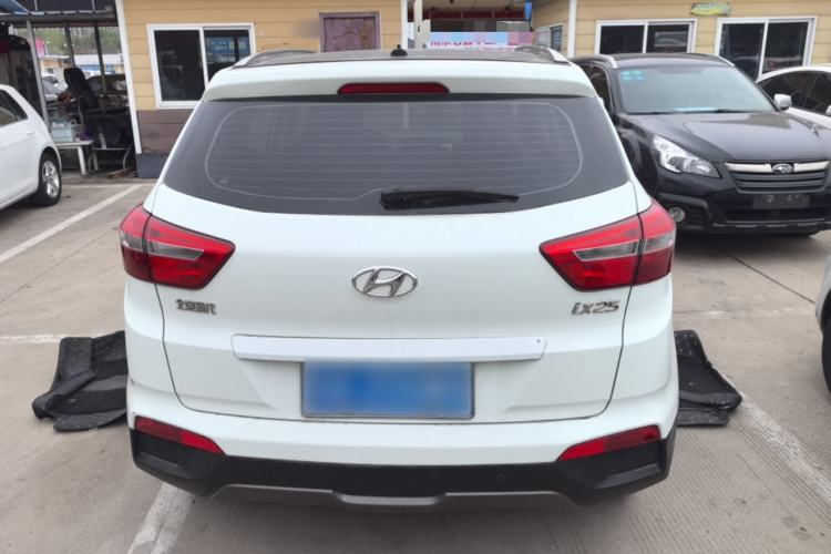 Used Hyundai ix25 2015 1.6L Automatic Two-Wheel Drive Smart GLS Trim
