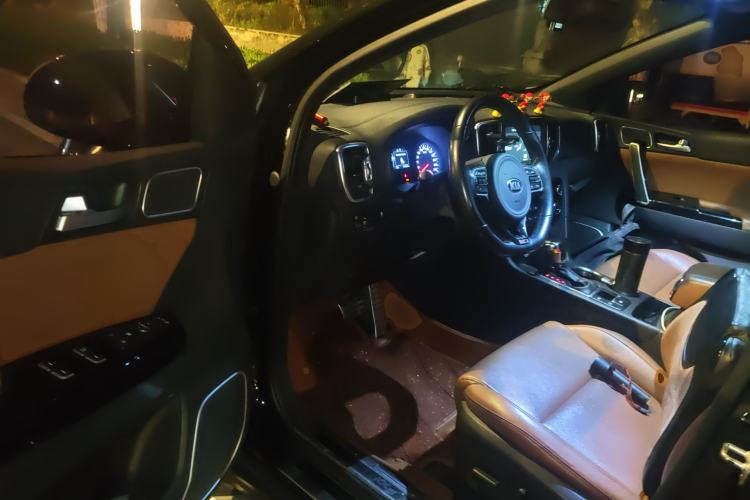 Used Kia KX5 2017 1.6T Automatic Two-Wheel Drive 15th Anniversary Special Edition DLX
