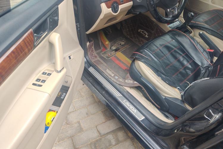 Used Volkswagen Lavida 2013 Revised Version 1.4 TSI Manual Comfort Edition