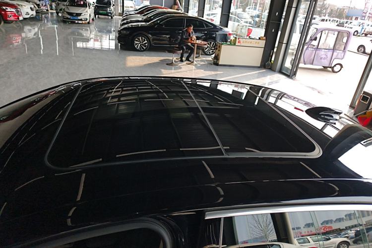 Used Hongqi H5 2024 1.5T DCT Smart Connect Flagship Edition Roof