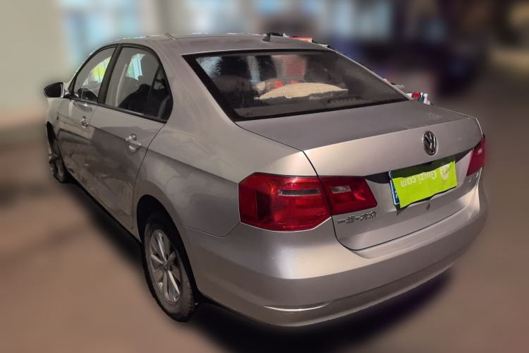 Used Volkswagen Jetta 2015 Value Edition 1.6L Manual Fashionable Style Rear Left 45 Deg