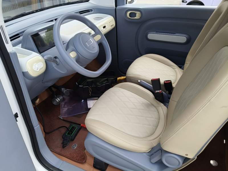 Used Bestune Pony 2025 222km Lightning Horse — 14