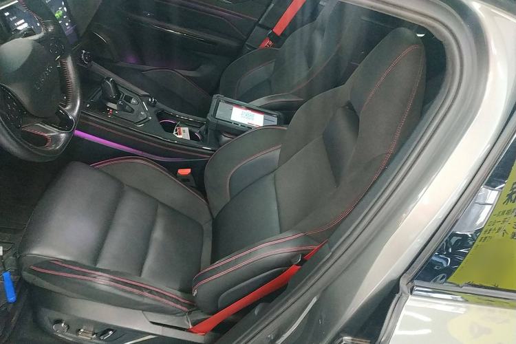 Used Lynk & Co 05 2020 2.0TD Four-Wheel Drive HypeHalo
