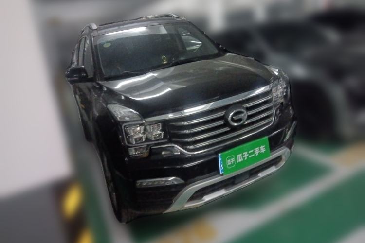 Used GAC Trumpchi GS8 2017 320T Two-Wheel Drive Luxury Smart Connectivity Version (7 Seats) Front Right 45 Deg