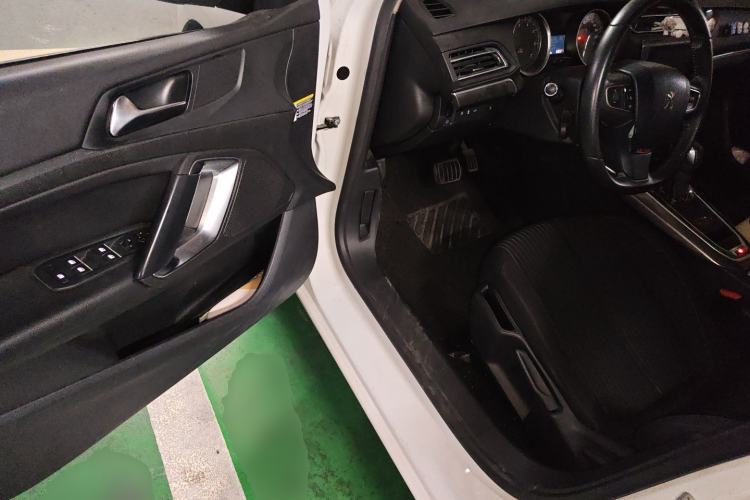 Used Peugeot 408 2016 1.6T Automatic Luxury Edition Driver Seat