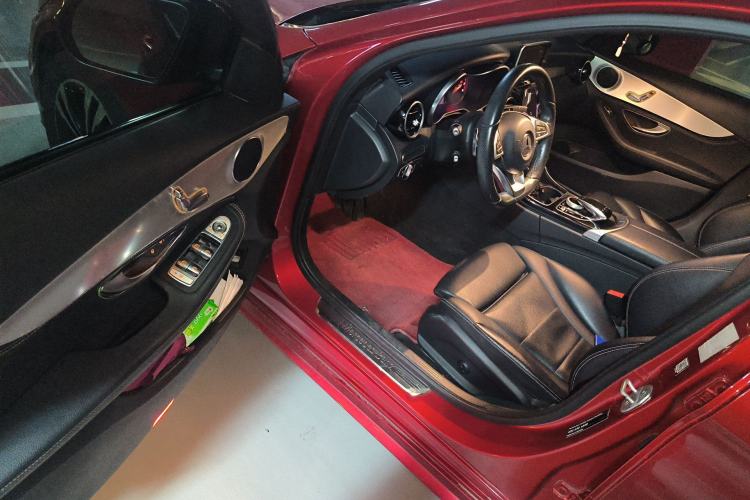 Used Mercedes-Benz C-Class 2015 C 200 Sport Edition Driver Seat