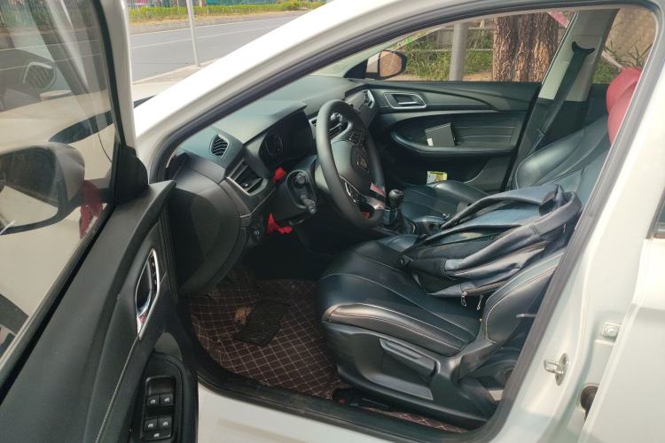 Used Roewe i5 2020 1.5L Manual 4G Connect Leehao Flagship Edition
