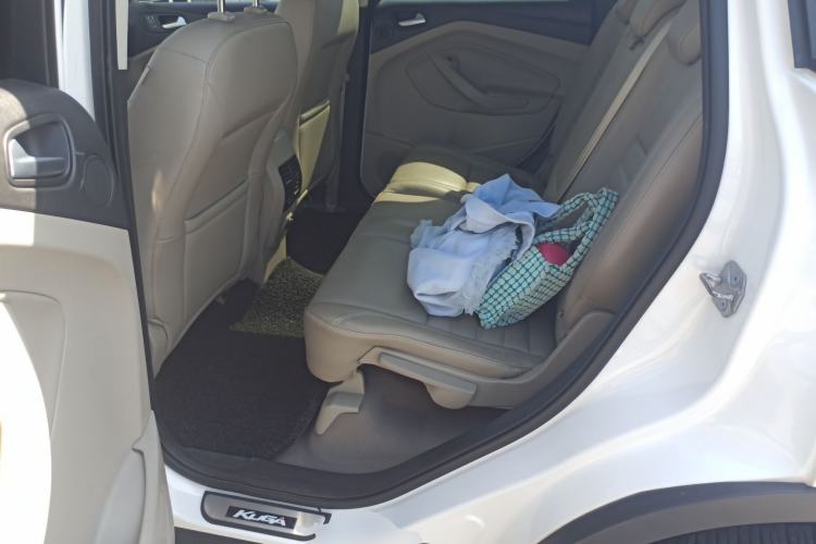 Used Ford Kuga 2013 2.0L GTDi Four-Wheel-Drive Elite Model Left Rear Seat