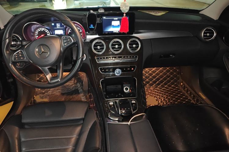 Used Mercedes-Benz C-Class 2017 Facelifted C 180 L Stylish Edition Center Console