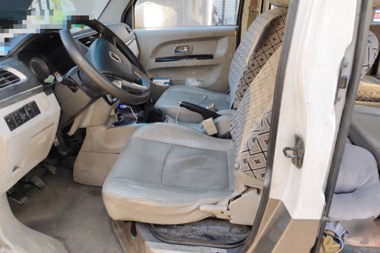 Used Jinbei New Hiace X30L 
