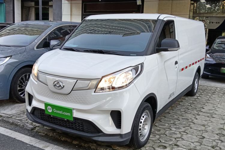 Used SAIC MAXUS EV30 2023 Pure-Electric Smart Logistics Expert with Long Wheelbase Guoxuan