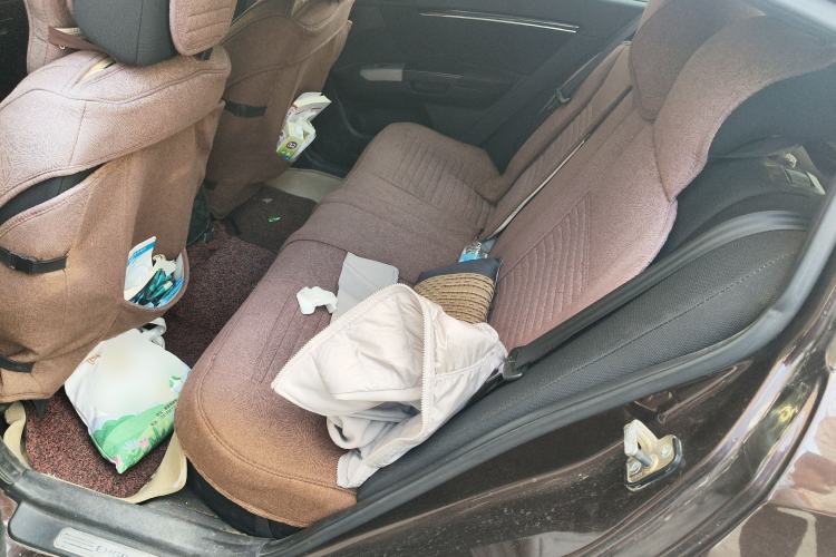 Used Geely Auto Classic Emgrand 2013 Hatchback 1.5L Manual Entry-Level Model
