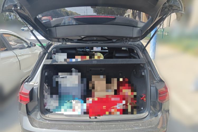 Used Volkswagen Golf 2023 280TSI DSG R-Line Lite Trunk