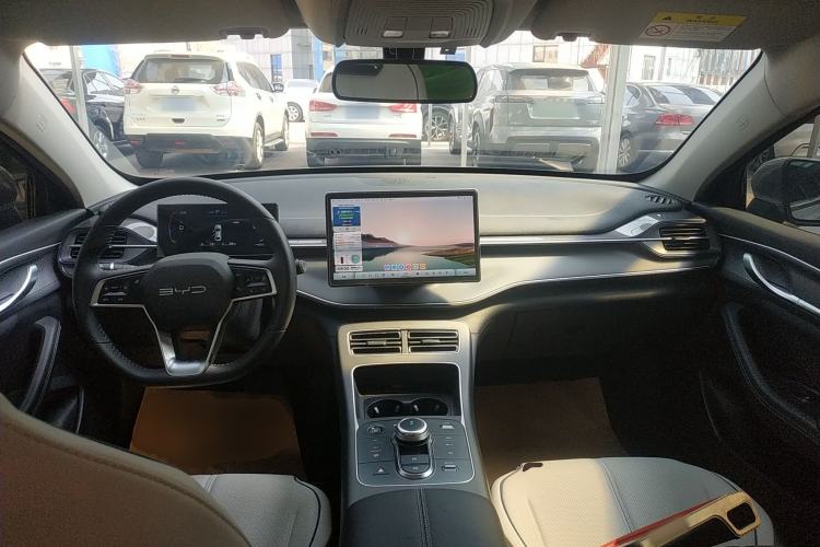 Used BYD Destroyer 05 2024 Honor Edition DM-i 120KM Luxury Model
