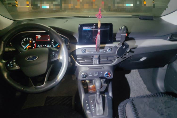 Used Ford Focus 2020 Hatchback 1.5L Automatic Sharp Edition Center Console