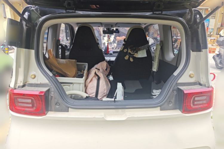 Used Wuling Hongguang MINIEV 2022 Macaron Premium Model – Lithium Iron Phosphate Trunk