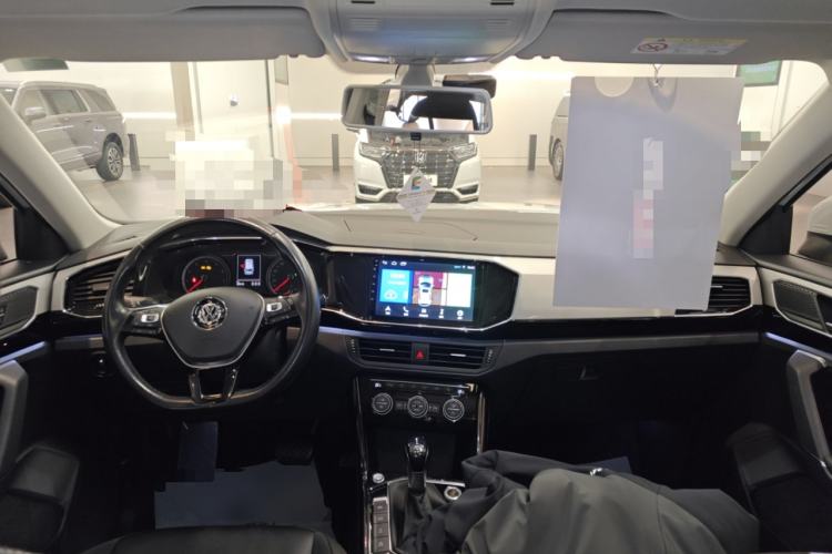 Used Volkswagen Tayron 2019 330TSI Two-Wheel Drive Luxury Model China VI Standard Center Console