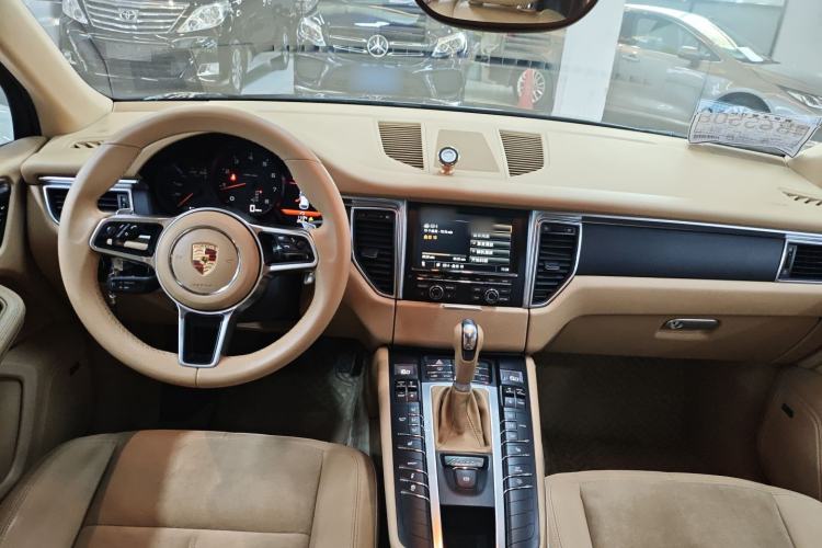 Used Porsche Macan 2014 Macan 2.0T
