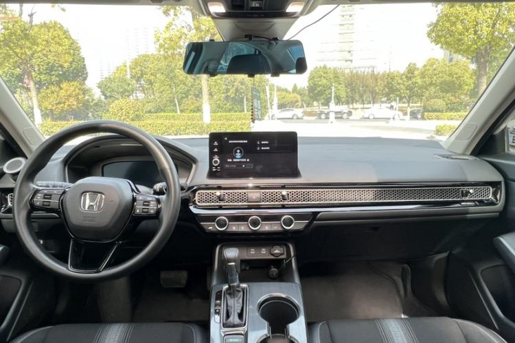 Used Honda Civic 2025 240TURBO CVT Smart & Fun Plus