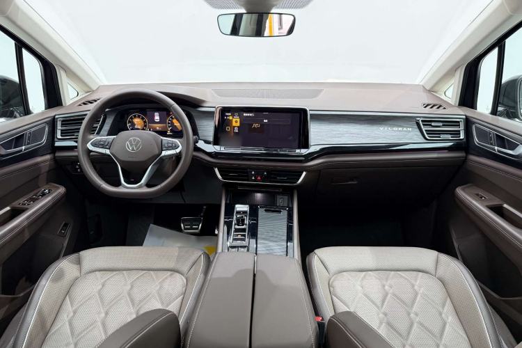 Used Volkswagen Viloran 2024 380TSI Premium Edition