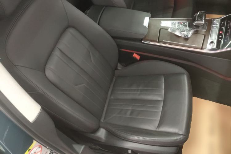 Used Audi A6 2020 allroad quattro Explorer 55 TFSI Prestige Off-Road Model