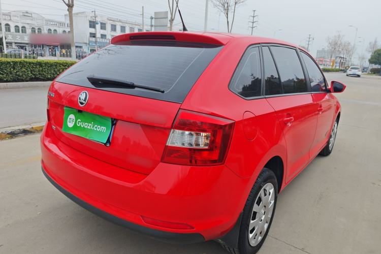 Used Skoda Rapid Spaceback 2016 Revised Version 1.6L Manual Front-Drive Edition