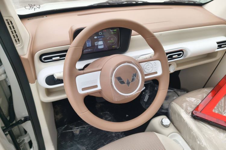 Used Wuling Hongguang MINIEV 2024 3rd Generation 215km Youth Edition