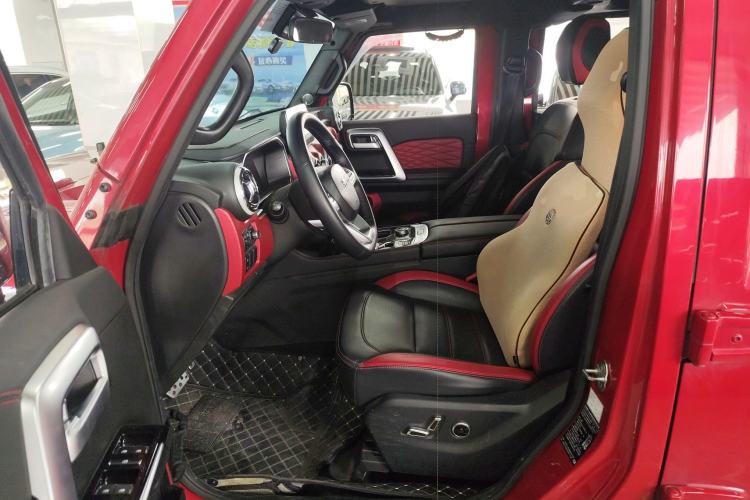 Used BAIC Off-Road BJ40 2020 2.0T Automatic Two-Wheel Drive Urban Hunter Edition Chivalrous Type
