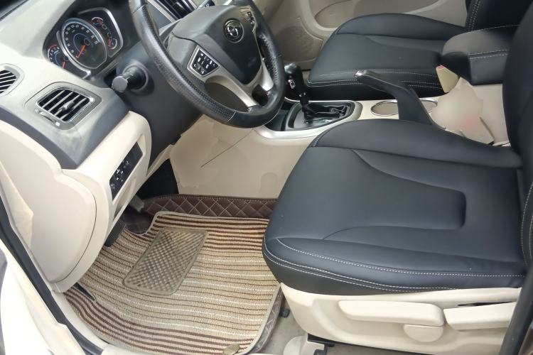 Used Haima S7 2013 2.0L Automatic ZhiShang Version
