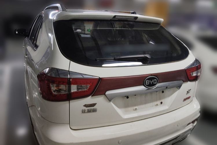 Used BYD S7 2015 2.0T Upgraded Automatic Luxury Version Rear