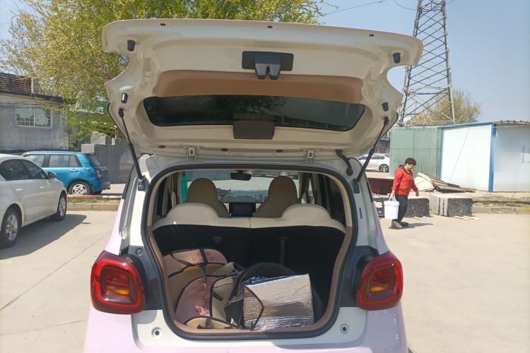 Used Wuling Hongguang MINIEV 2025 Four-Door Version Zhenxiang+ Edition Trunk