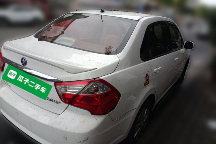 Used Venucia D50 2013 1.6L Manual Fashion Edition
