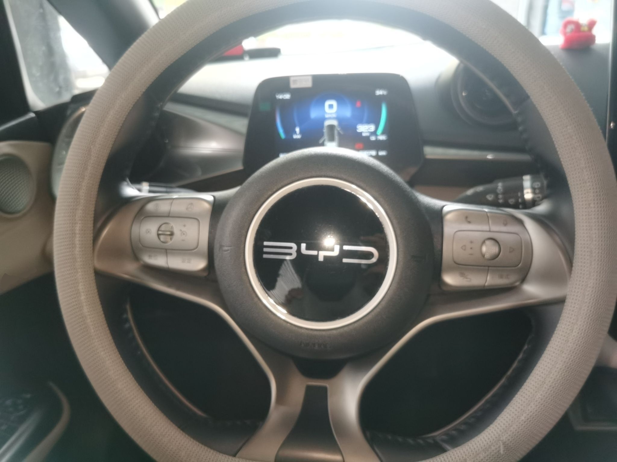 BYD Dolphin 2023 420 km Fashion Edition — снимка 10