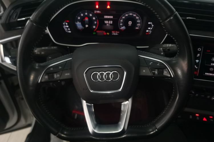 Used Audi Q3 2021 35 TFSI Fashion Dynamic Model
