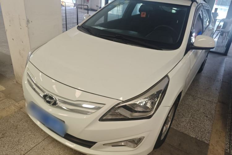 Used Hyundai Verna Ray 2014 1.4L Manual GLX