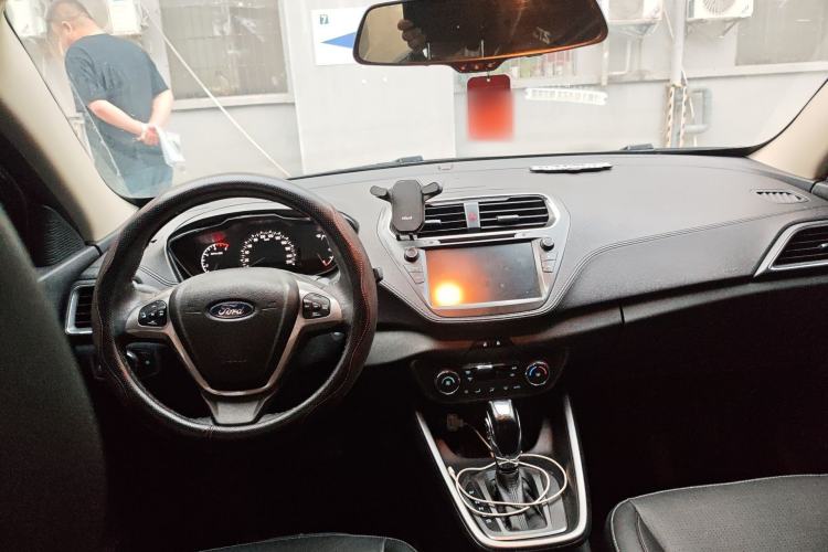 Used Ford Escort 2017 Happiness Edition 1.5L Automatic Fashion Version
