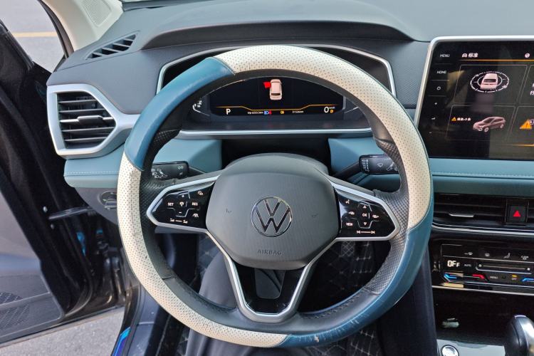 Used Volkswagen Tharu 2023 300TSI Two-Wheel-Drive Full Moon Edition Steering Wheel