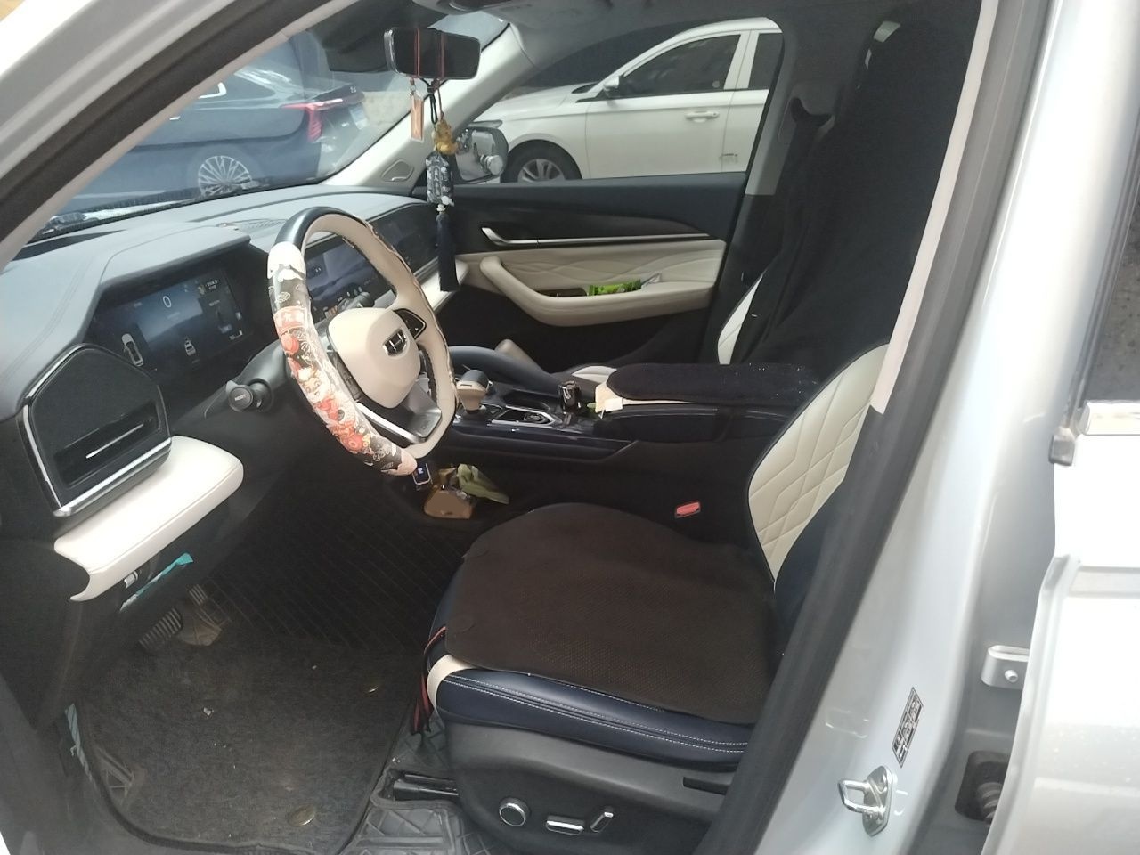 Geely Auto Monjaro L 2022 1.5T Thunder Hi·F Plug-in Hybrid Super Rui — снимка 15