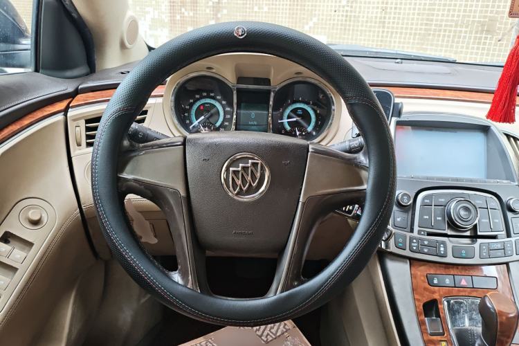 Used Buick LaCrosse 2012 2.4L SIDI Elegant Edition