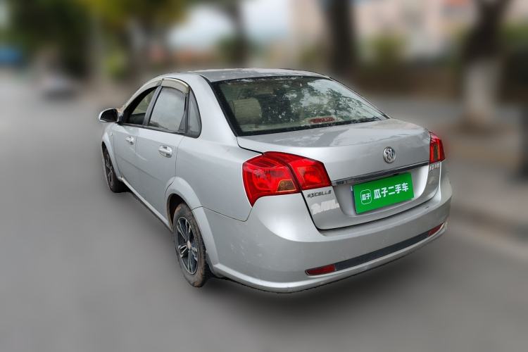 Used Buick Excelle 2015 1.5L Automatic Classic Model
