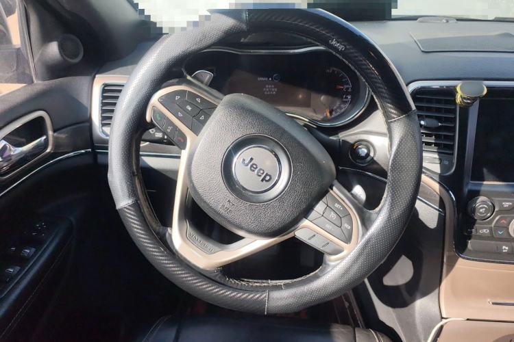 Used Jeep Grand Cherokee 2015 3.0TD Diesel Comfort Navigation Edition