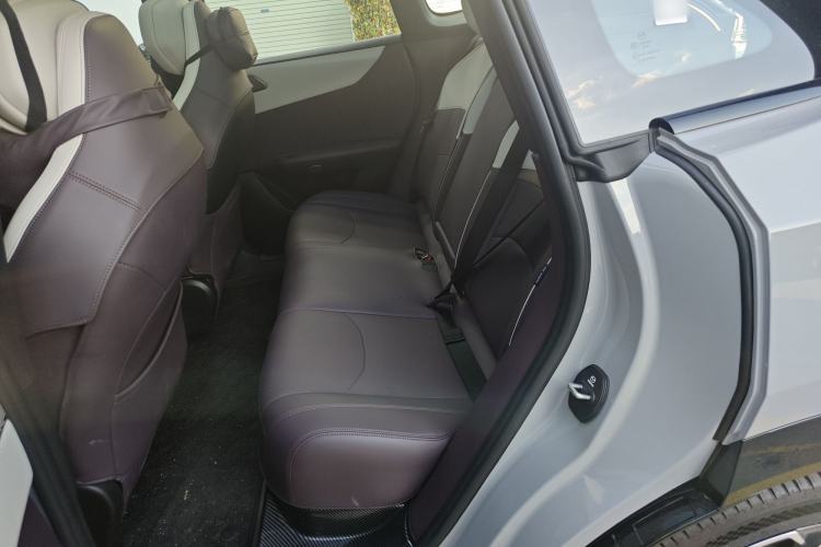 Used Mazda EZ-60 2025 Model Range-Extended 200 Max