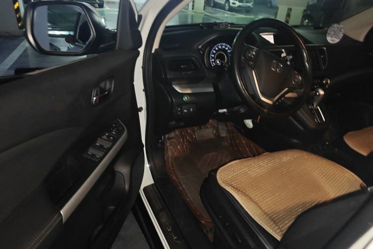 Used Honda CR-V 2015 2.4L two-wheel drive luxury version Driver Seat