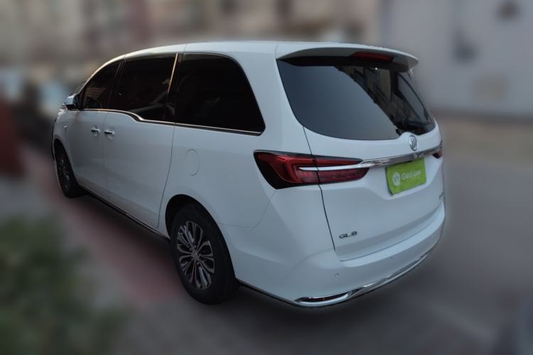 Used Buick GL8 2023 Facelifted Land Cruiser Executive Luxury Version
